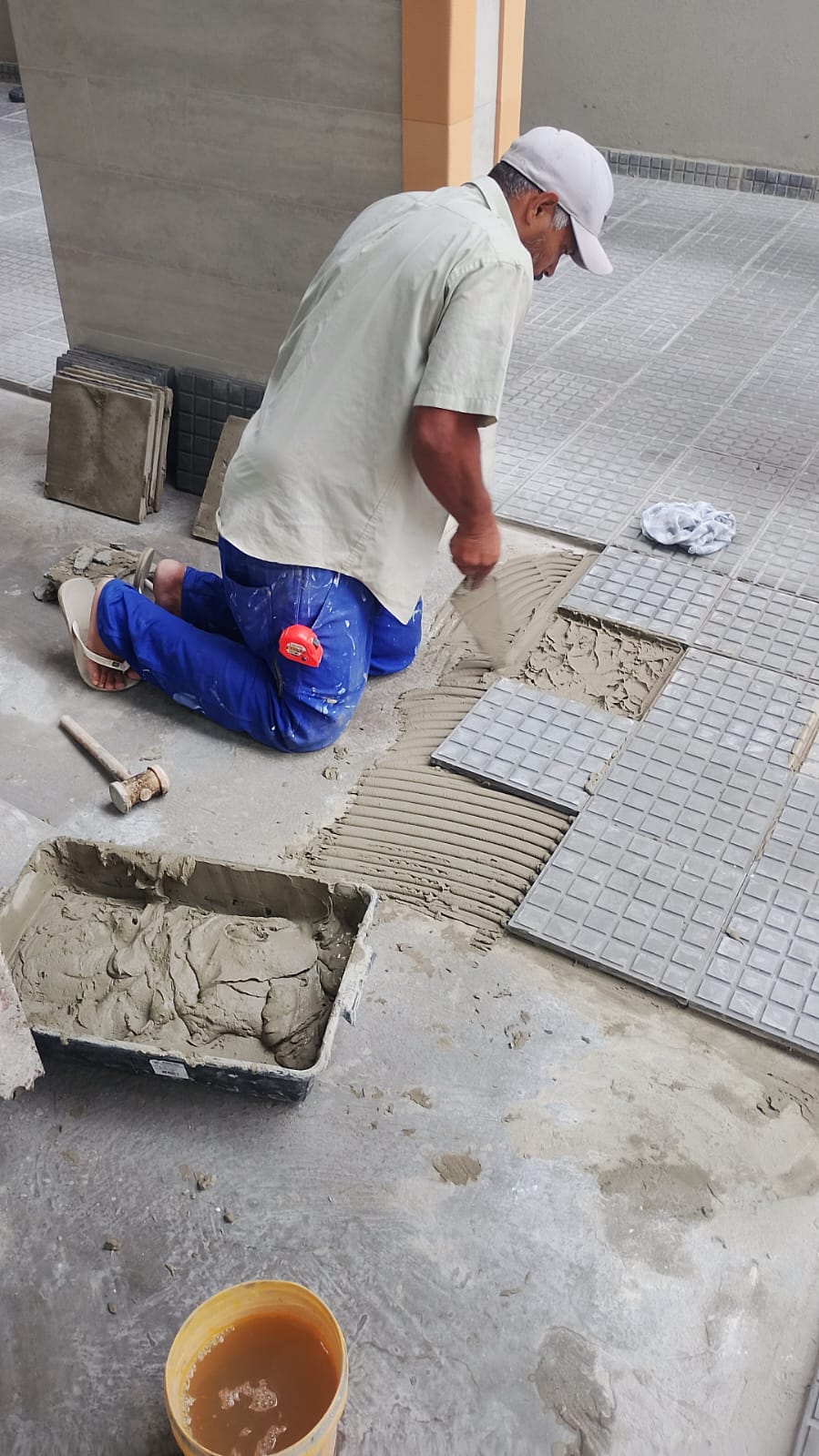 Assentamento de piso